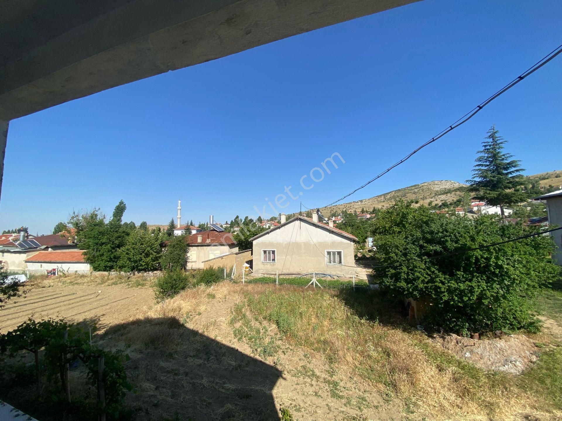 🏡 Sarayönü Kurşunlu Mahallesi’nde 486 M² Arsa İçinde 2 Katlı Müstakil Ev - Görsel 5