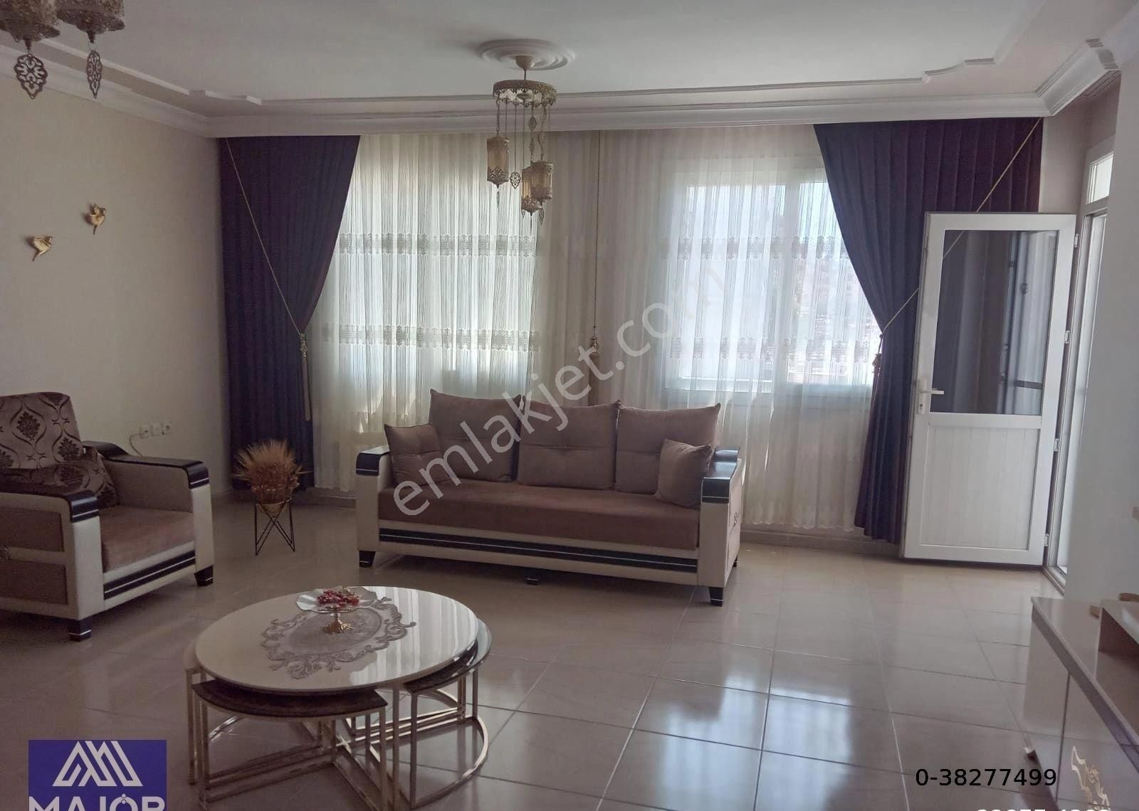 İskenderun Pınarbaşı Mahallesinde Satılık Geniş 2+1 Daire
