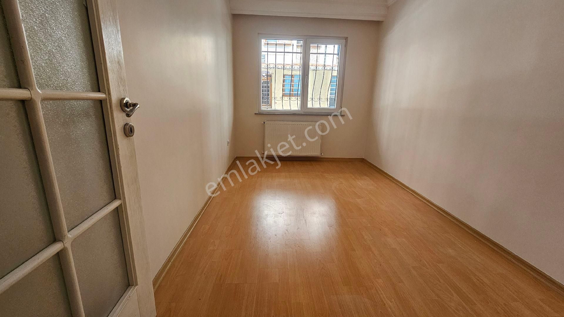 Mehterçeşme 2+1 Yüksek Giriş Temiz Daire