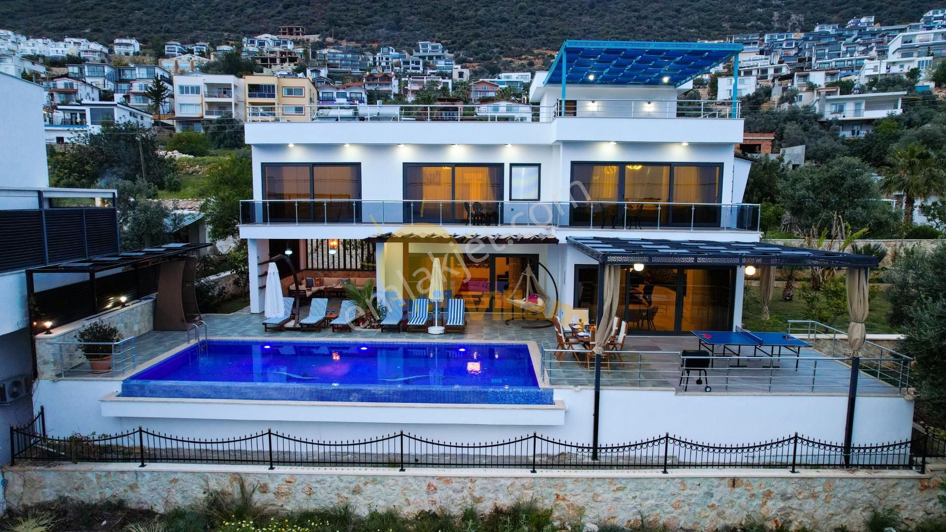 Kaş Kalkan Havuzlu Lüks Villa