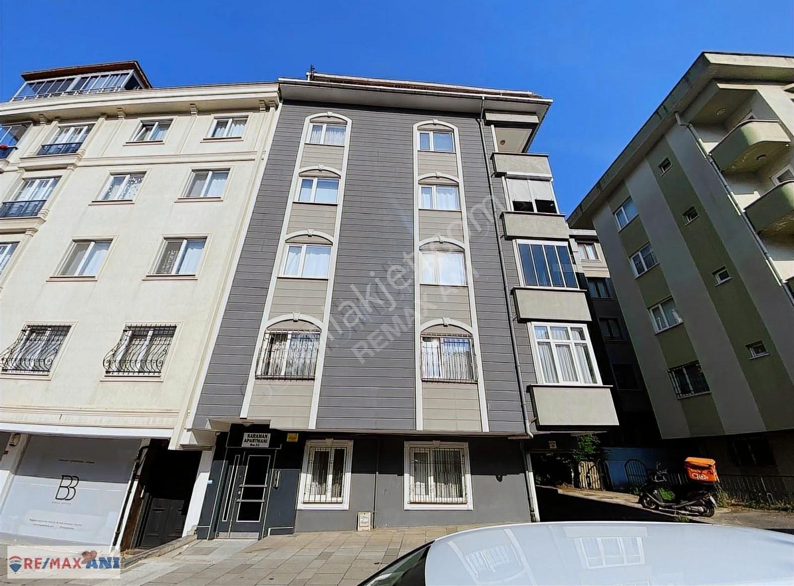 Remax Anı 'dan Tantavi 'de Bahçe Katı 3+1 Satılık Daire