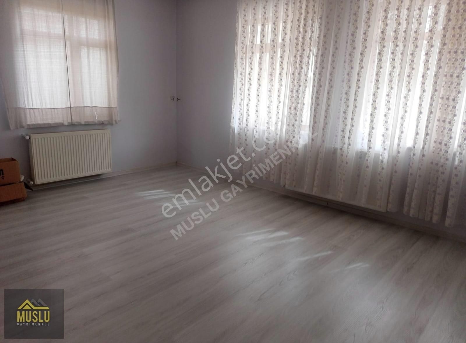 Muslu Gayrimenkulden Sskda Giriş Kat 2+1
