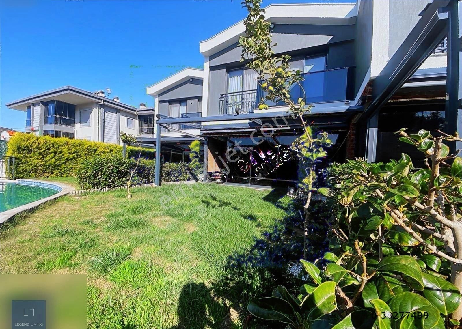 Kuşadası Bayraklıdede Mevkiinde 3+1 Villa