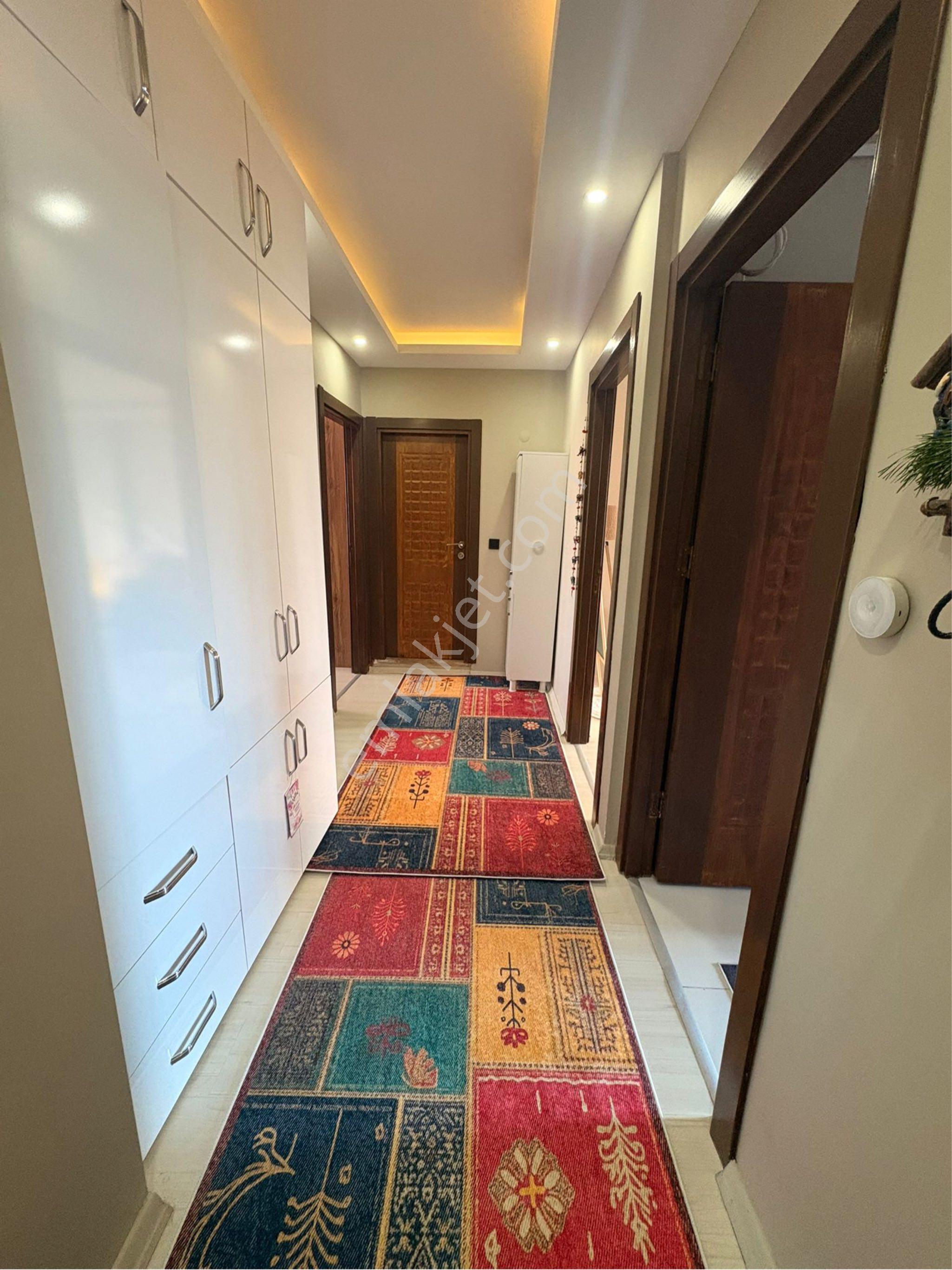Çok Şık Bir Sitede Satılık 2+1 Çok Şık Daire - Görsel 22