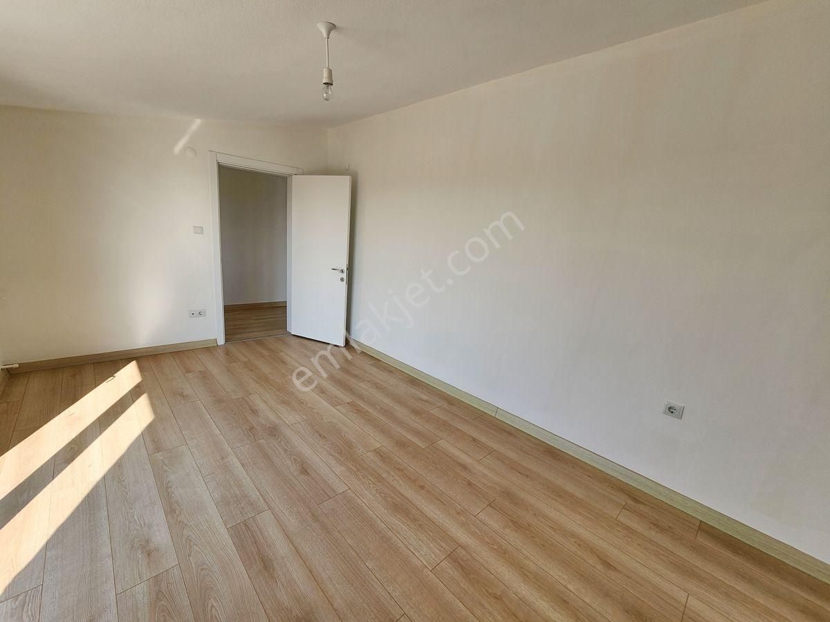 Küçükkuyu Mıhlı Satılık Dubleks Daire / Deniz Manzaralı / Denize Yakın - Görsel 32