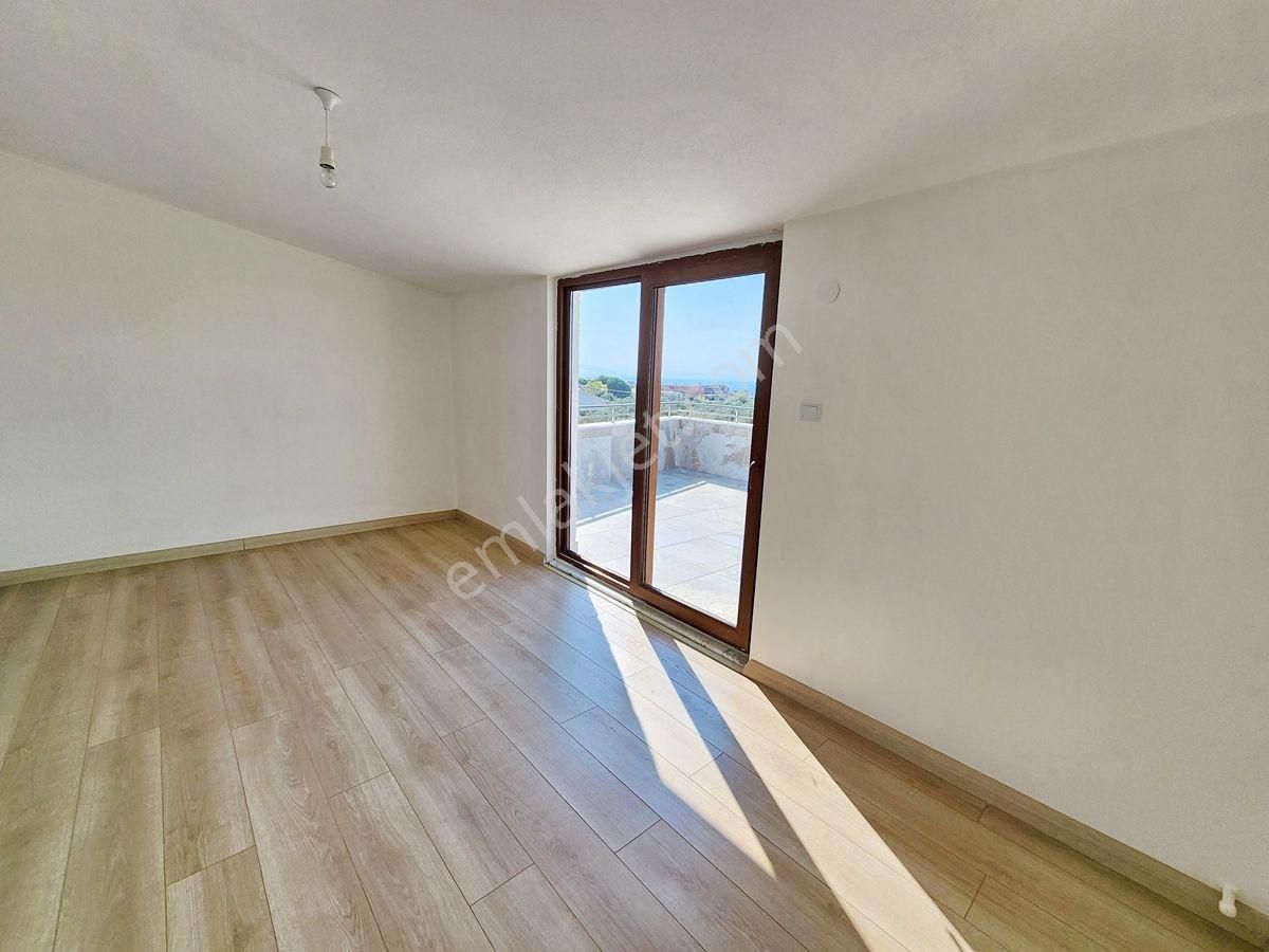 Küçükkuyu Mıhlı Satılık Dubleks Daire / Deniz Manzaralı / Denize Yakın - Görsel 31