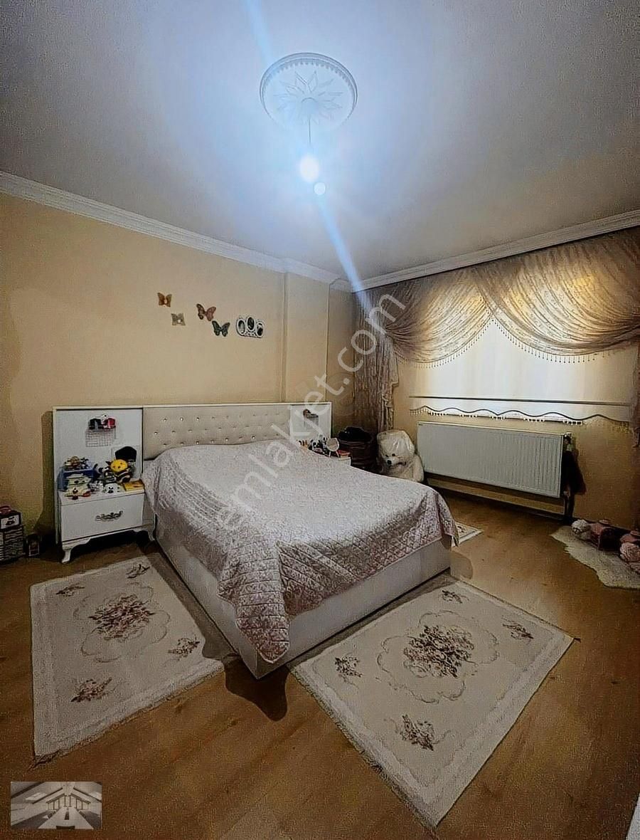 Ydn Emlak'tan Alipaşada Site İçerisinde Kiralık Eşyalı 3+1 Daire