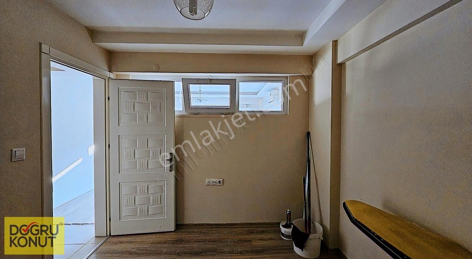 Orta Mahallede Satılık 2+0 Ön Cepe Arakat Daire 4. Kat - Görsel 8