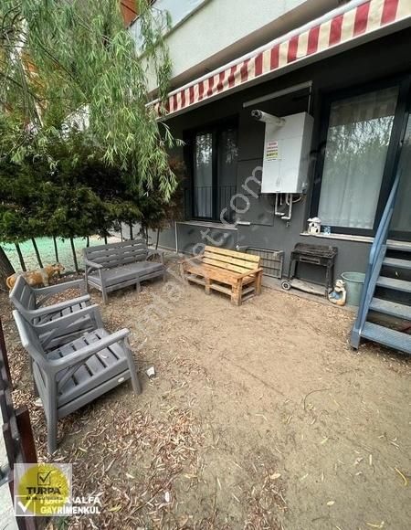 Karaali Mahallesi'nde Site İçi Bahçeli 1+1 Kiralık Daire
