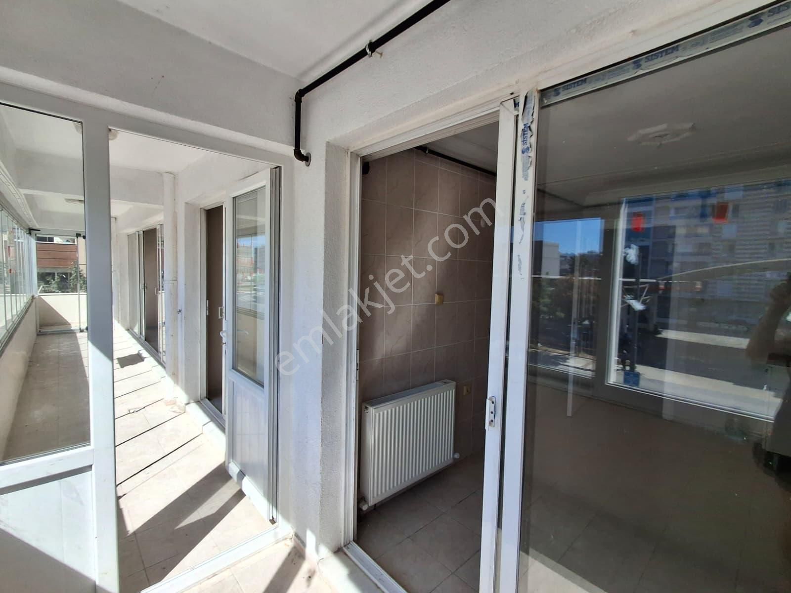 Çiğli Yenimahalle Mahallesi Kiralık 4+1 Daire - Görsel 5