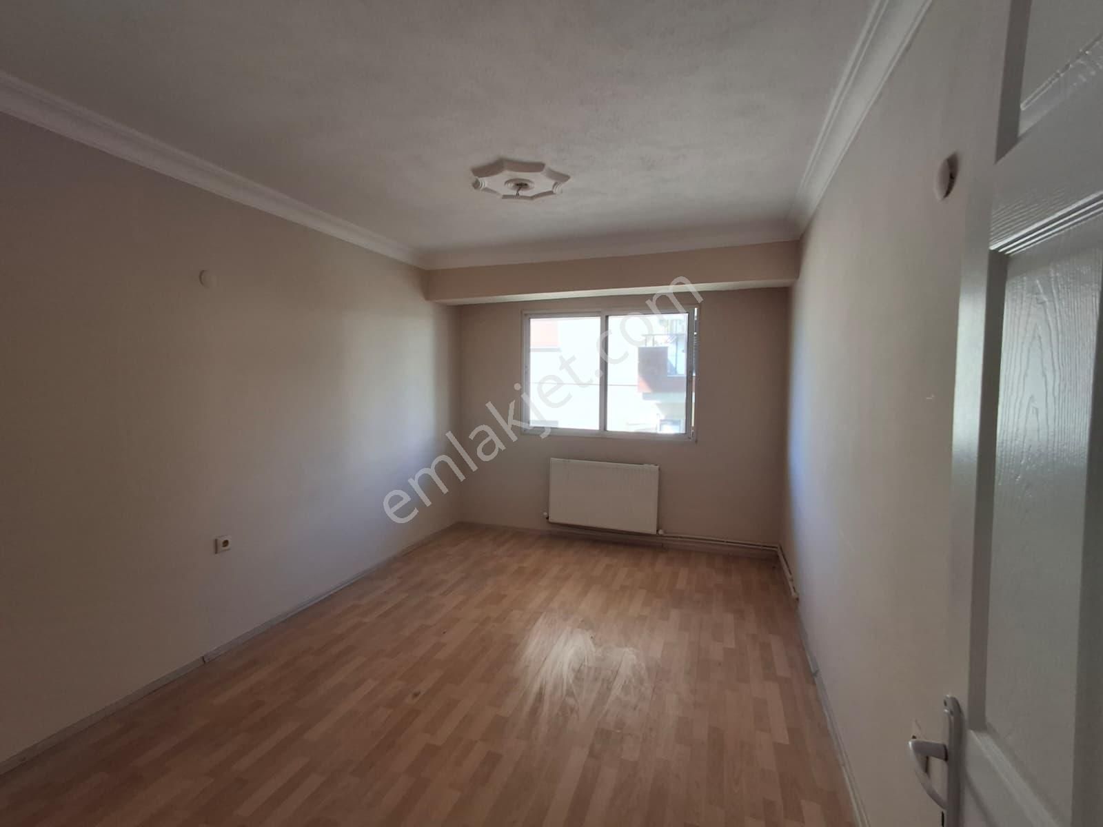 Çiğli Yenimahalle Mahallesi Kiralık 4+1 Daire - Görsel 9