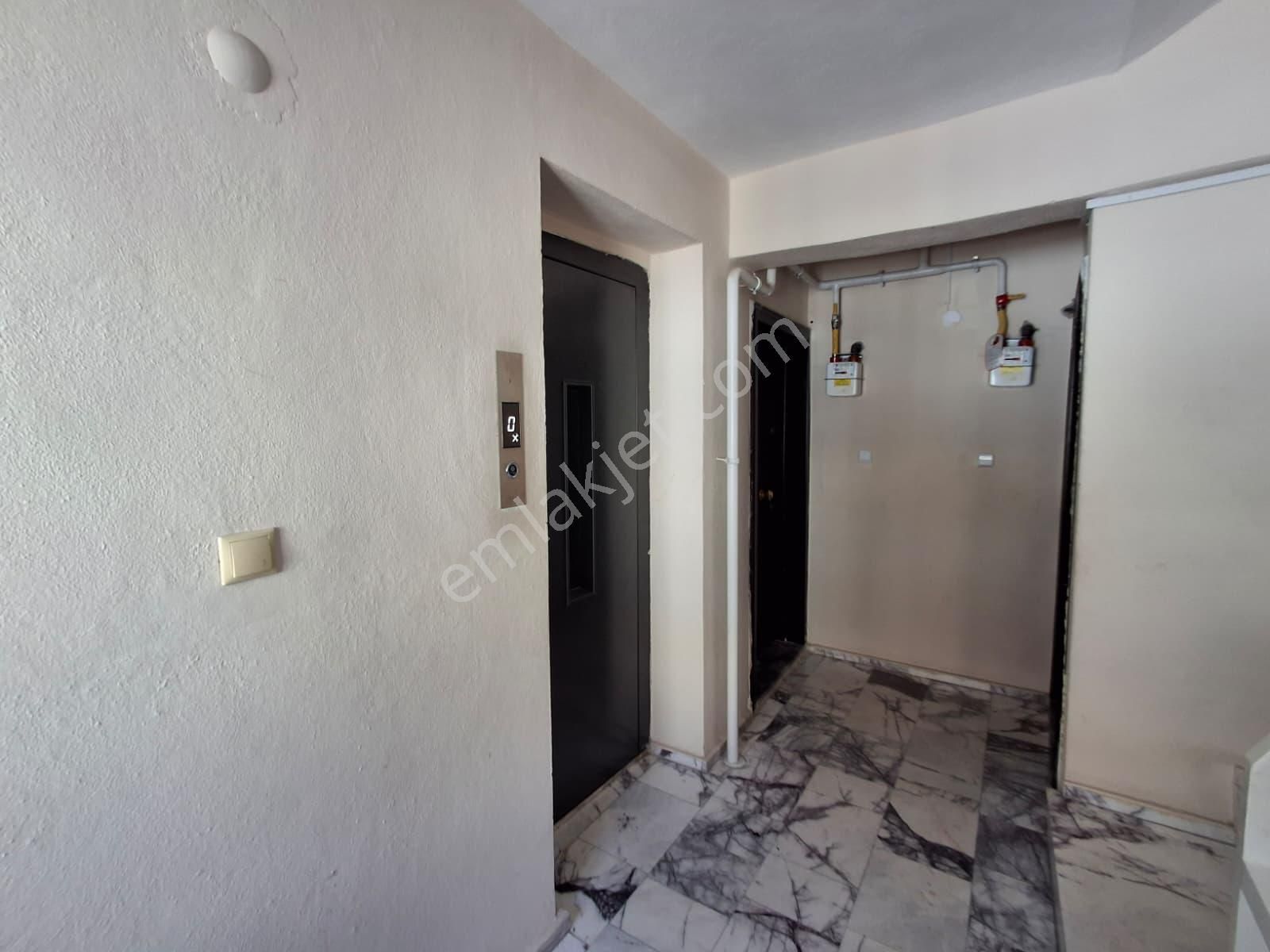 Çiğli Yenimahalle Mahallesi Kiralık 4+1 Daire - Görsel 21