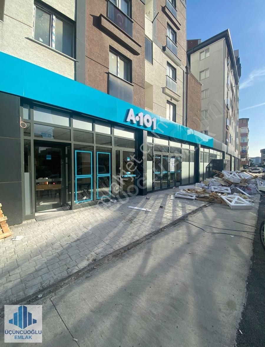 Pendik Esenyalı Mah. 400 M² Satılık Dükkan Kurumsal Kiracılı