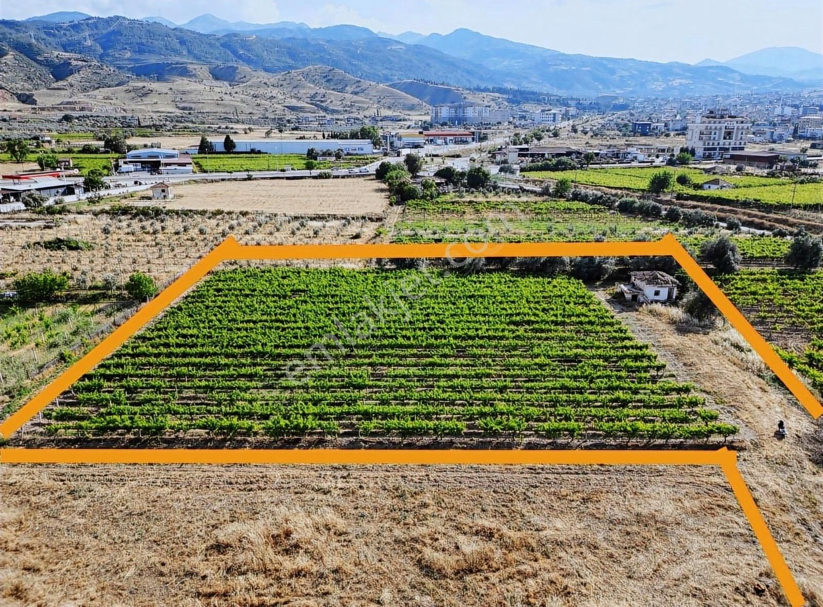 Yeni Hastane Kavşağı Altında 4.500 M2 Satılık Arsa