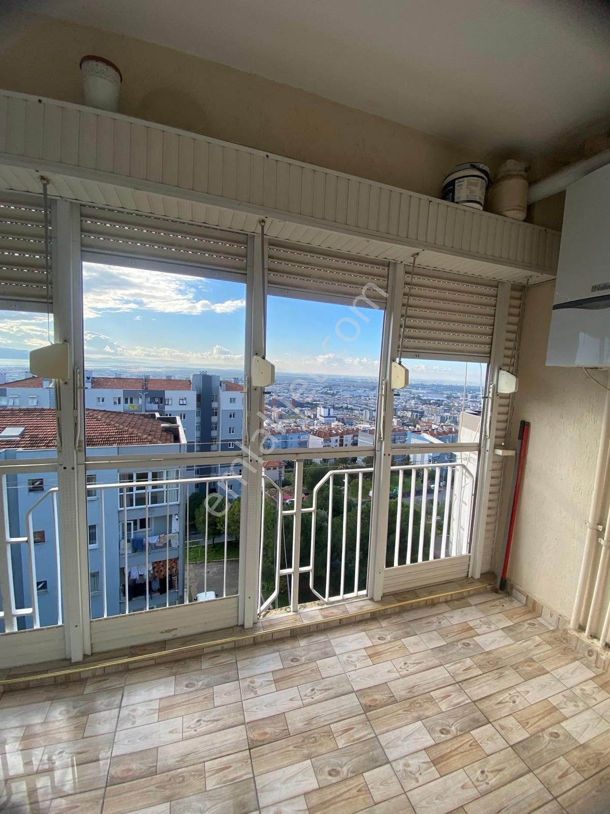 Çiğli De Kiralık Doğalgazlı Otoparklı 3+1 - Görsel 10