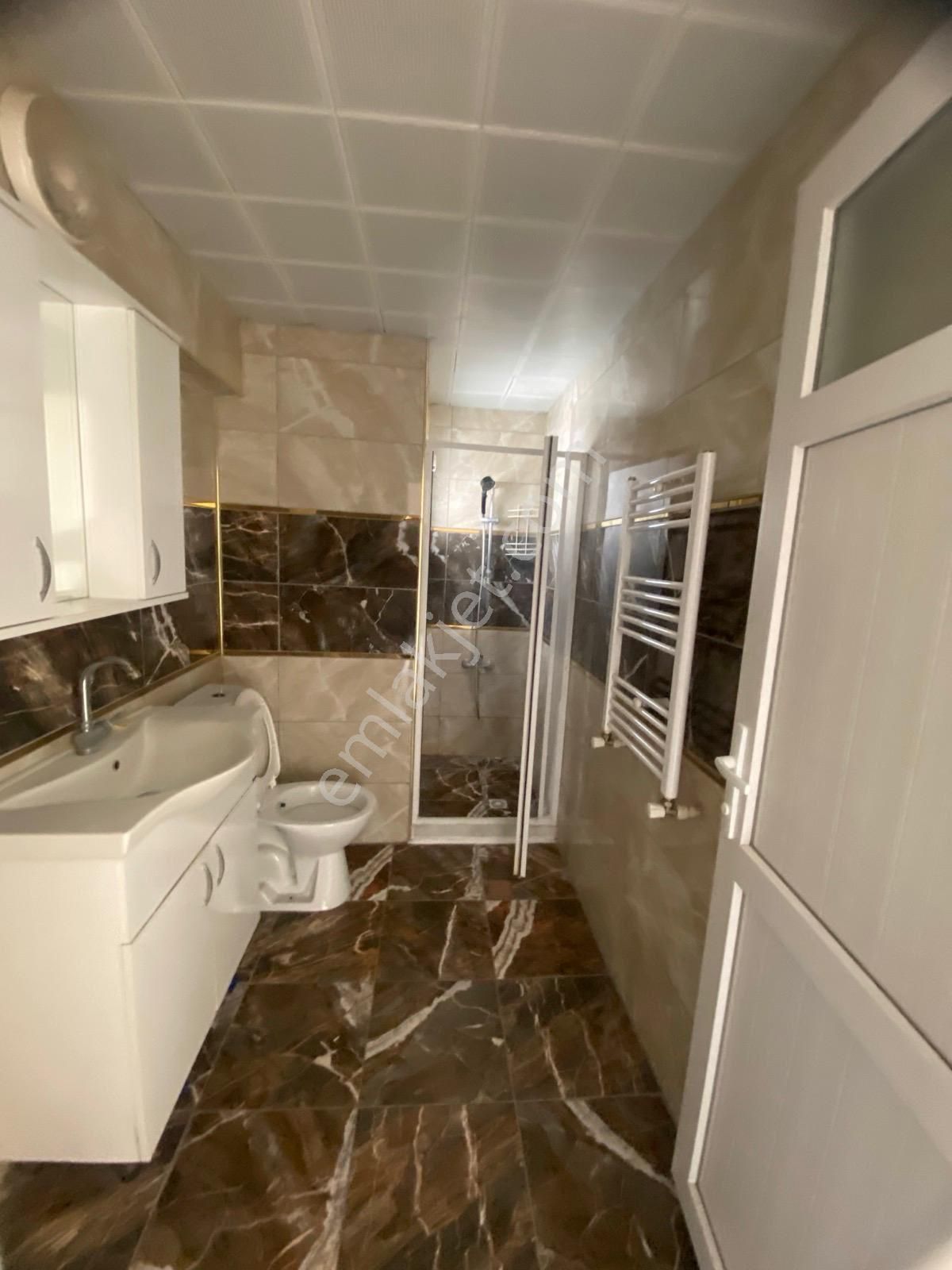 Çiğli De Kiralık Doğalgazlı Otoparklı 3+1 - Görsel 12