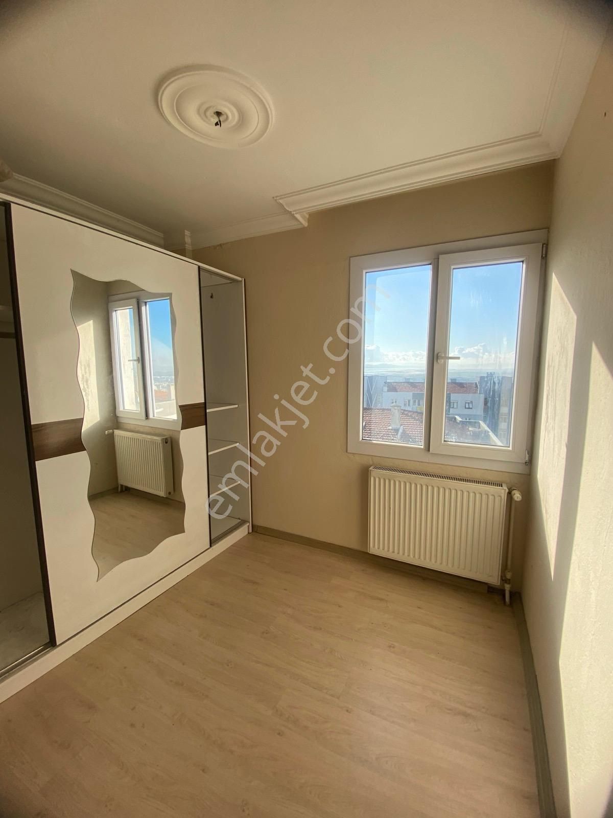 Çiğli De Kiralık Doğalgazlı Otoparklı 3+1 - Görsel 14