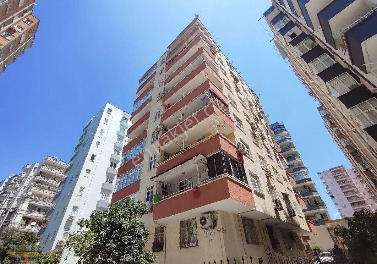 Huzurevlerin'de Az Katlı İçi Yapılı Geniş Oturumlu Çb 3+1 Satılık