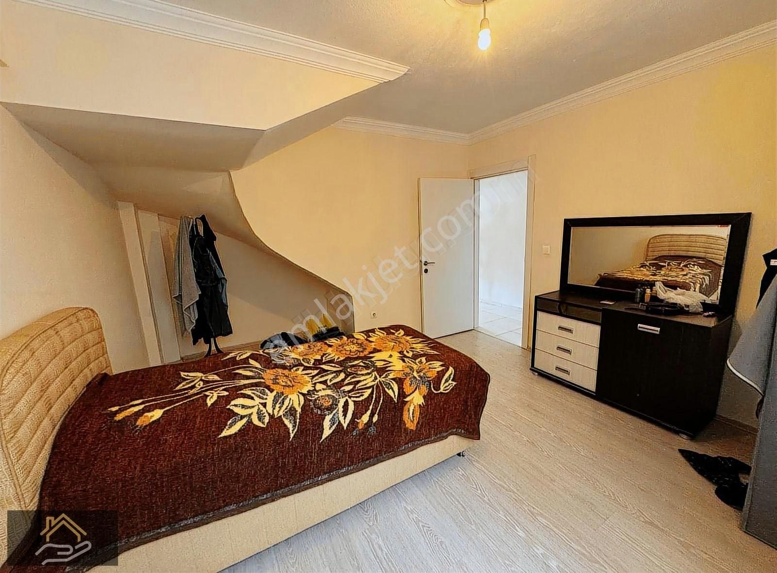 Karlık Gayrimenkulden Satılık 5+2 Daire - Görsel 32