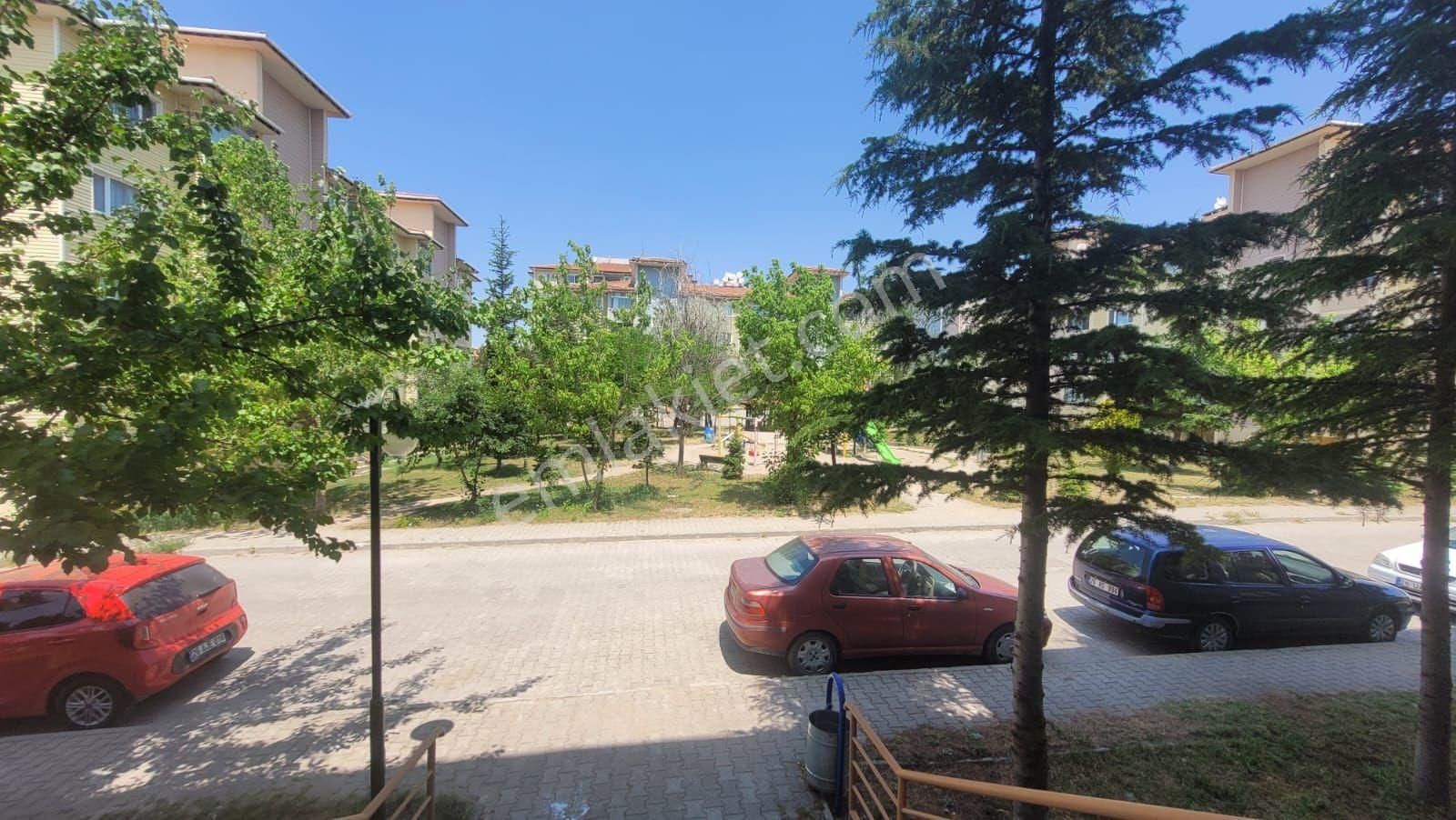 Asemlak'tan Vişnelik'te Eşyalı Kiralık 2+1 Daire
