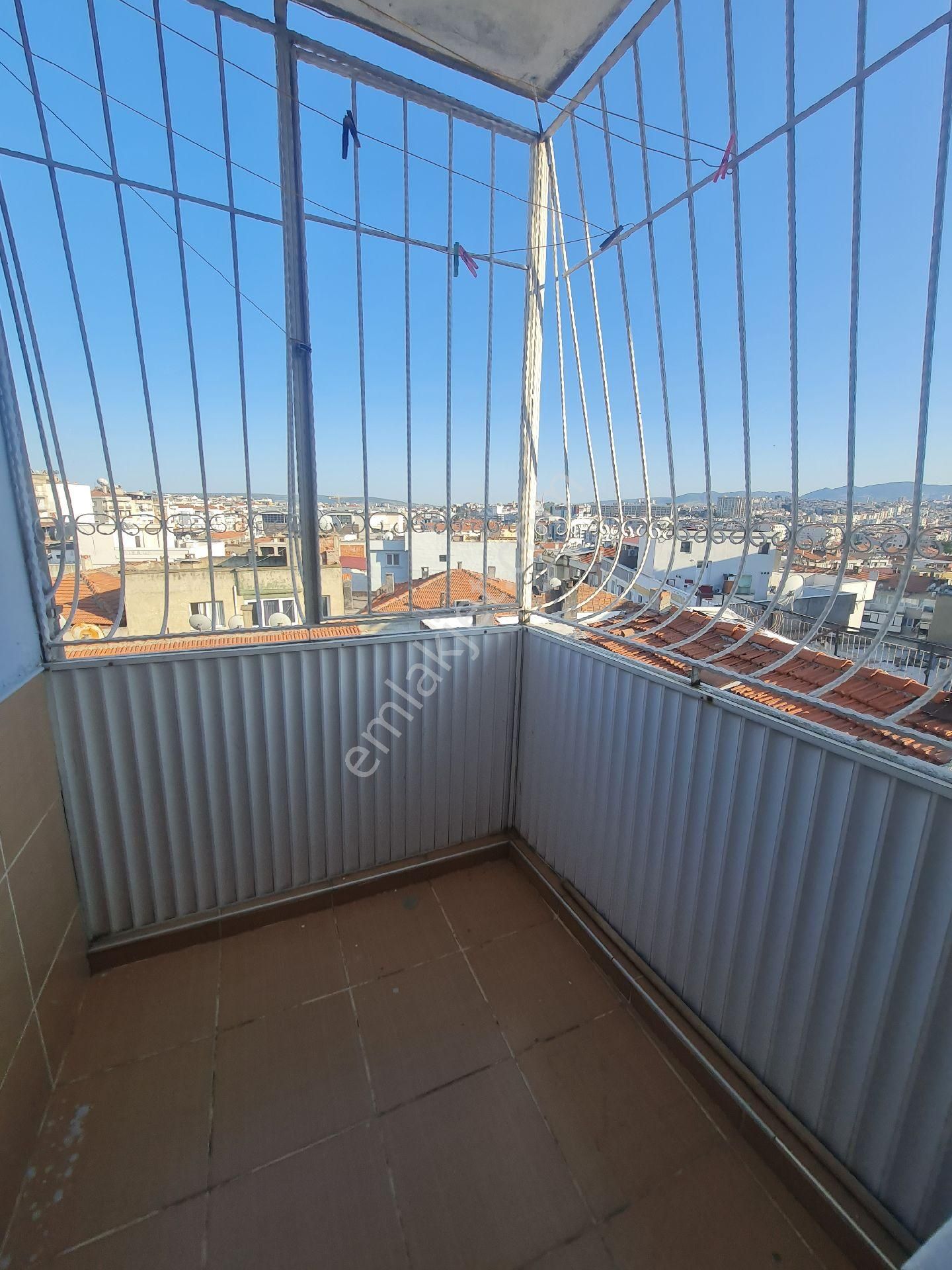 İzmir Konak Atilla Mahallesi 3+1 Dogalgazlı Satılık Daire - Görsel 23