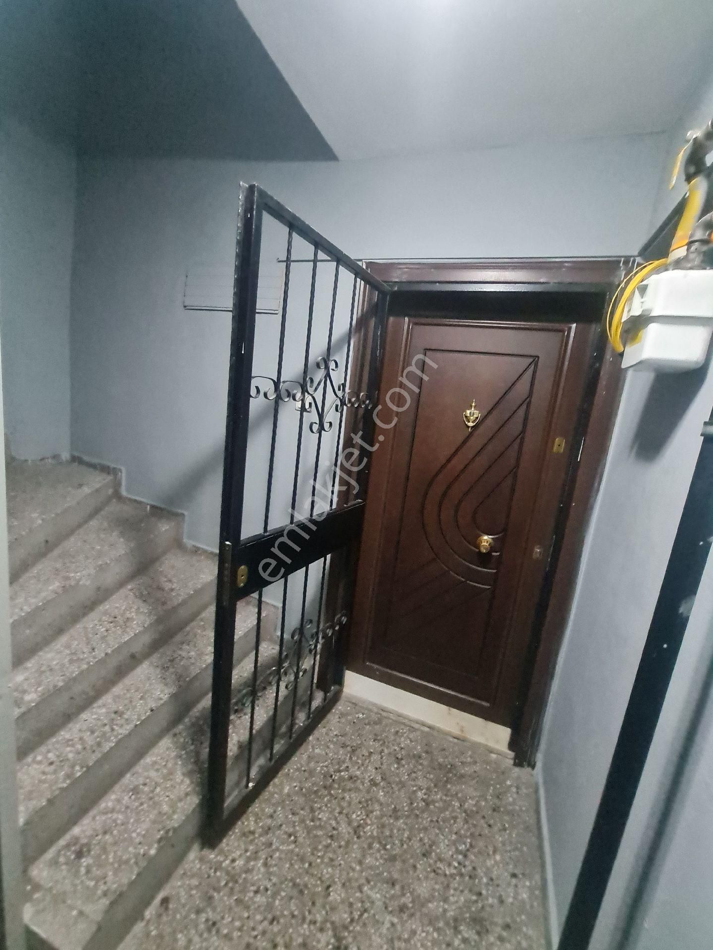 İzmir Konak Atilla Mahallesi 3+1 Dogalgazlı Satılık Daire - Görsel 3