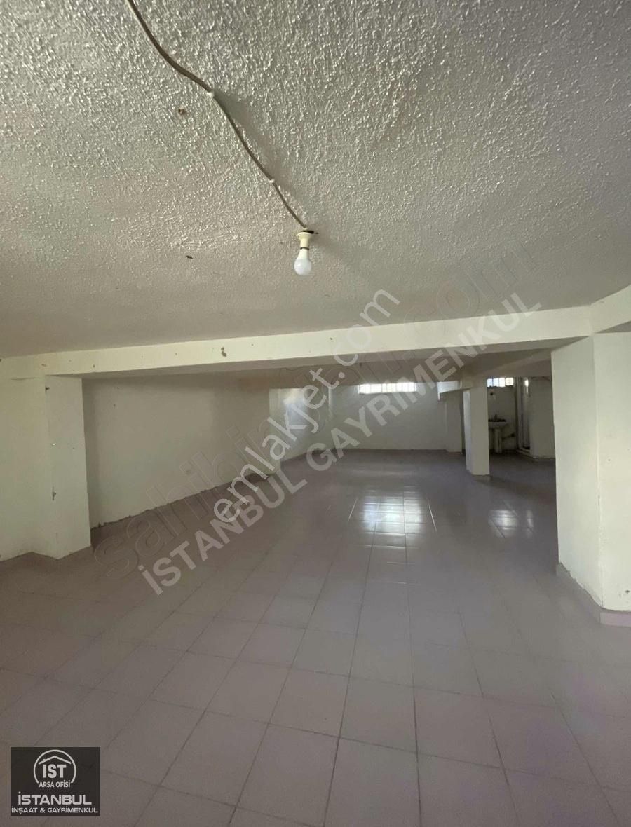 Arnavutköy İslambey Mahallesinde Kiralık Depo!!