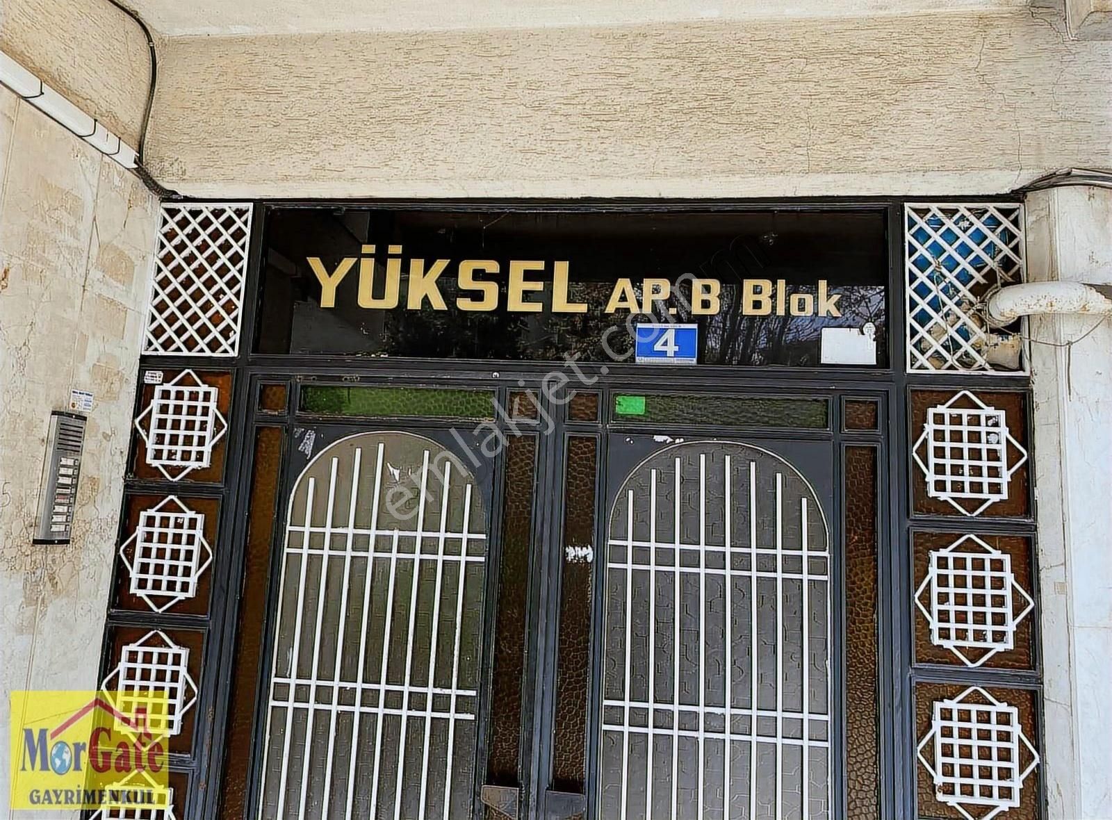 İhsaniye Mahallesinde Şehir Merkezinde 200 M2 Satılık Daire