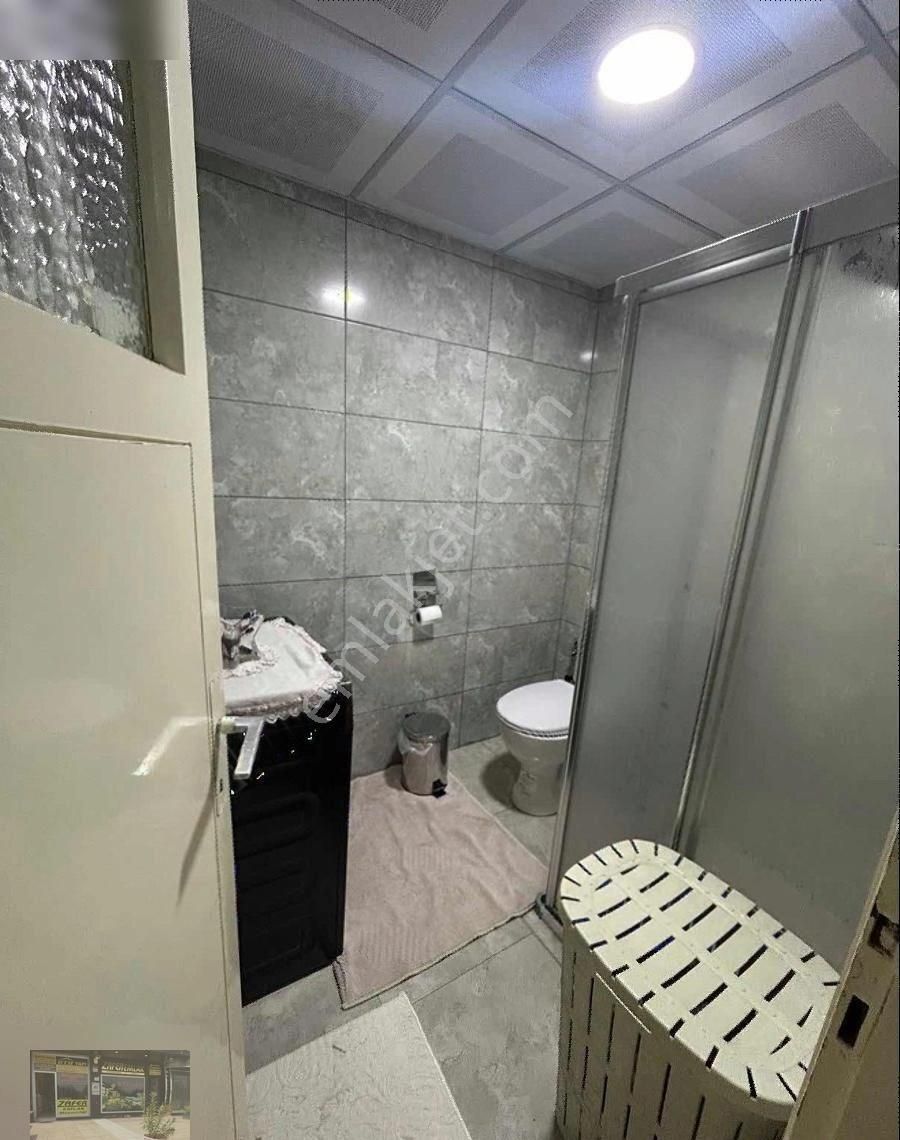 Bahçelievler De Satılık Bakımlı Daire
