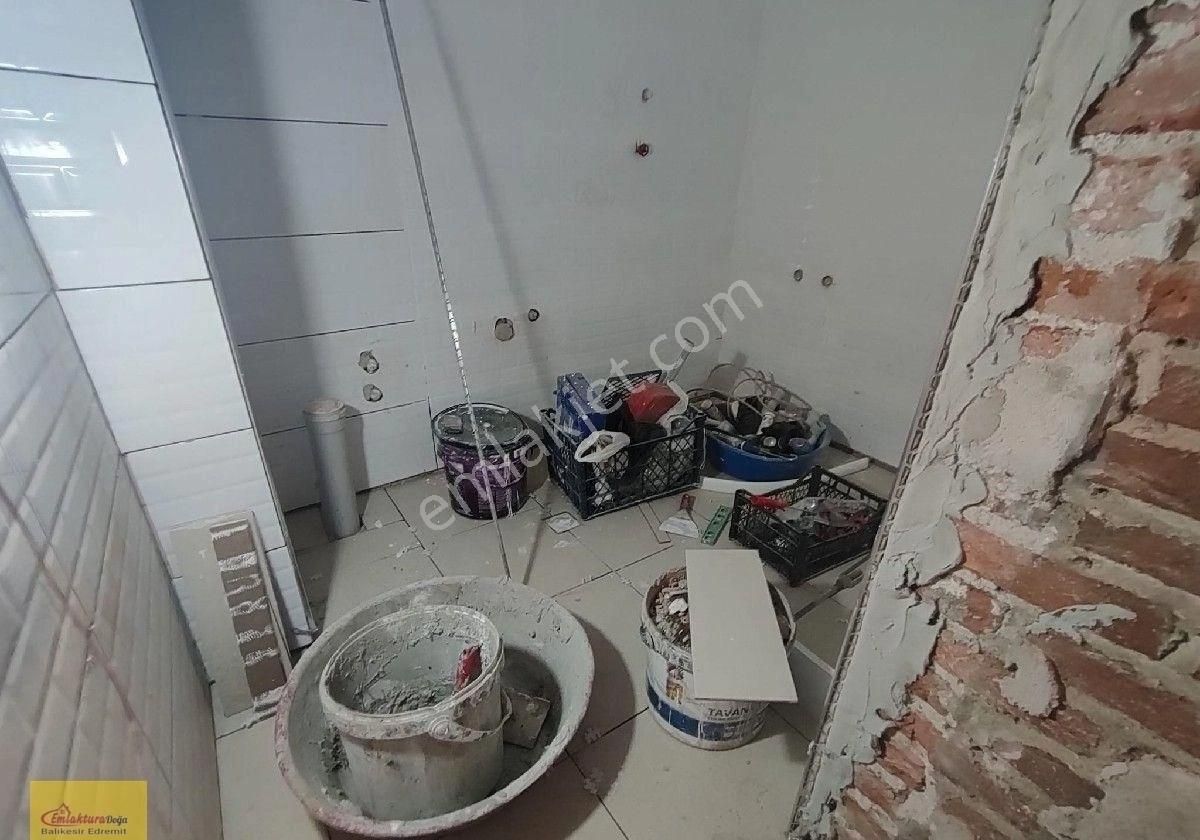 Edremit Cumhuriyet Mah.üçgen Park Mevkii İçi Sıfırlanıp Anahtar Teslim 1+1 Satılık Daire