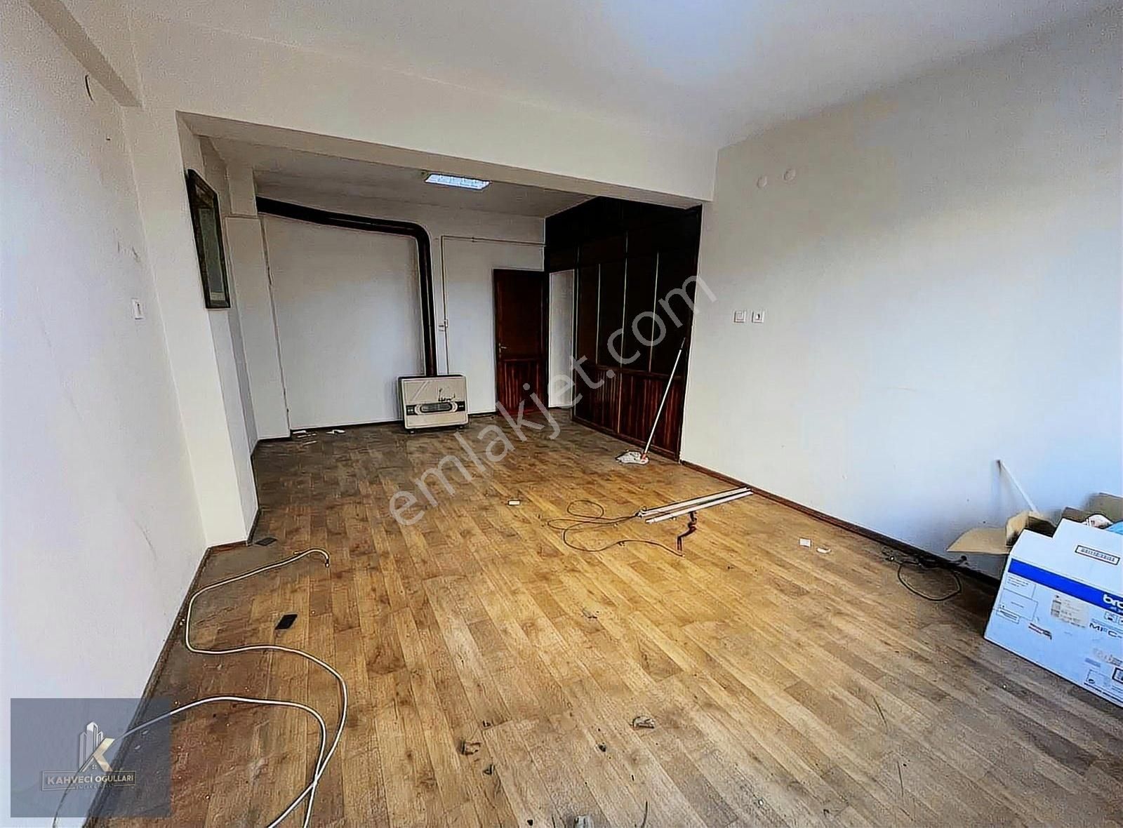 Kahveci Oğulları Emlak'tan Kiralık 2+1 100m2 2.kat İsmetpaşa Mah