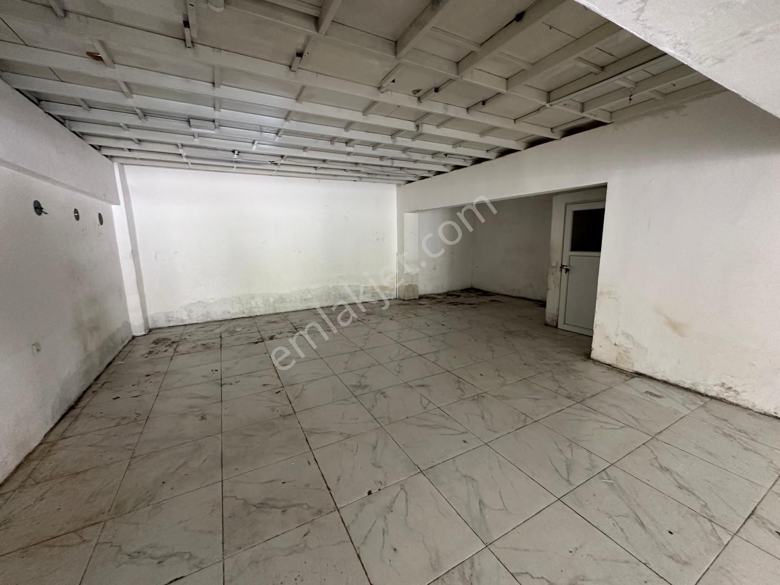 Yeşilvadi Bulvarı Üzerinda Kiralık Geniş Asma Katlı Dükkan