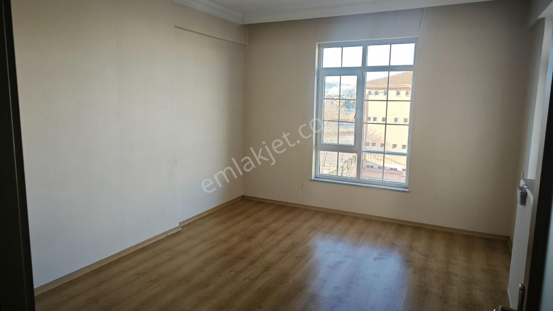 Stadyum Ve Barış Cd Yanında Site İçi 3+1 Lüks Daire - Görsel 28