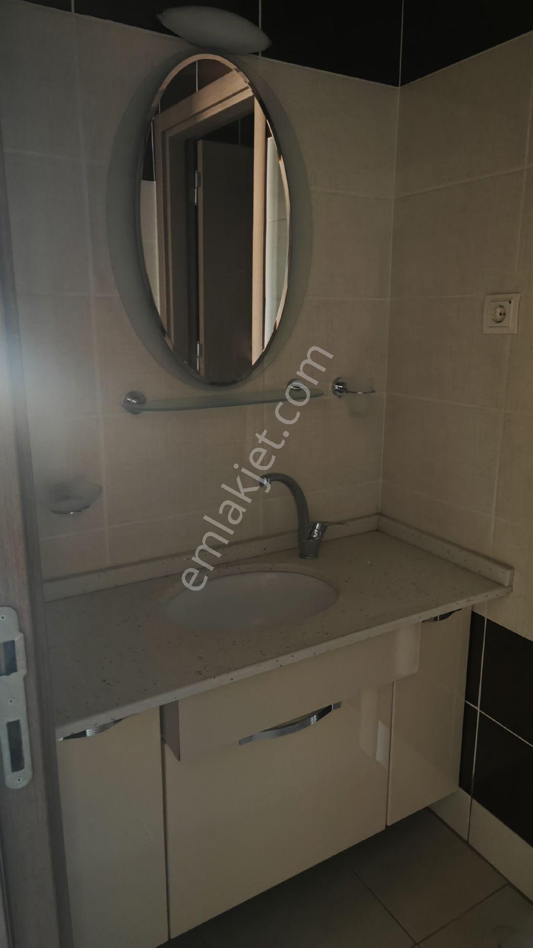 Stadyum Ve Barış Cd Yanında Site İçi 3+1 Lüks Daire - Görsel 35