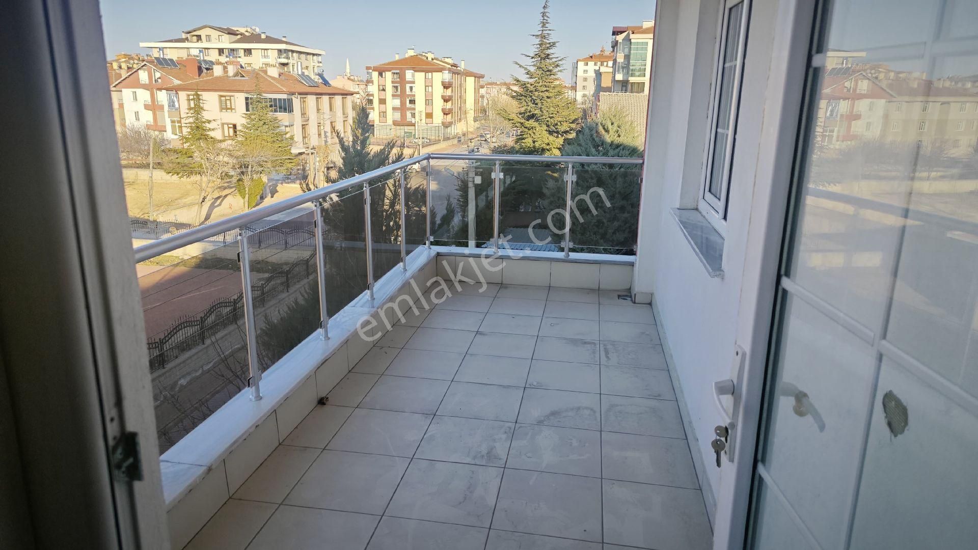 Stadyum Ve Barış Cd Yanında Site İçi 3+1 Lüks Daire - Görsel 19