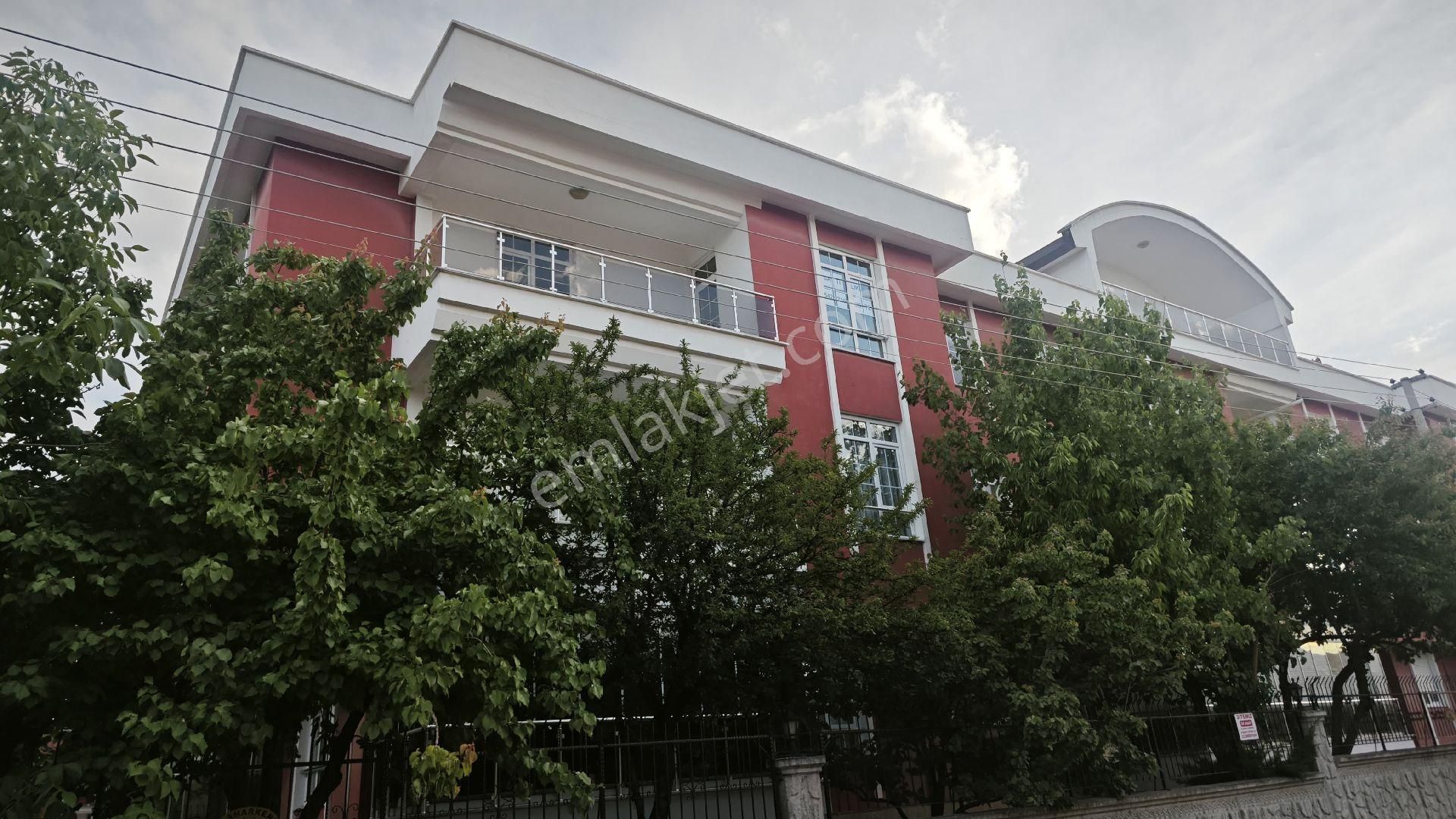 Stadyum Ve Barış Cd Yanında Site İçi 3+1 Lüks Daire - Görsel 25