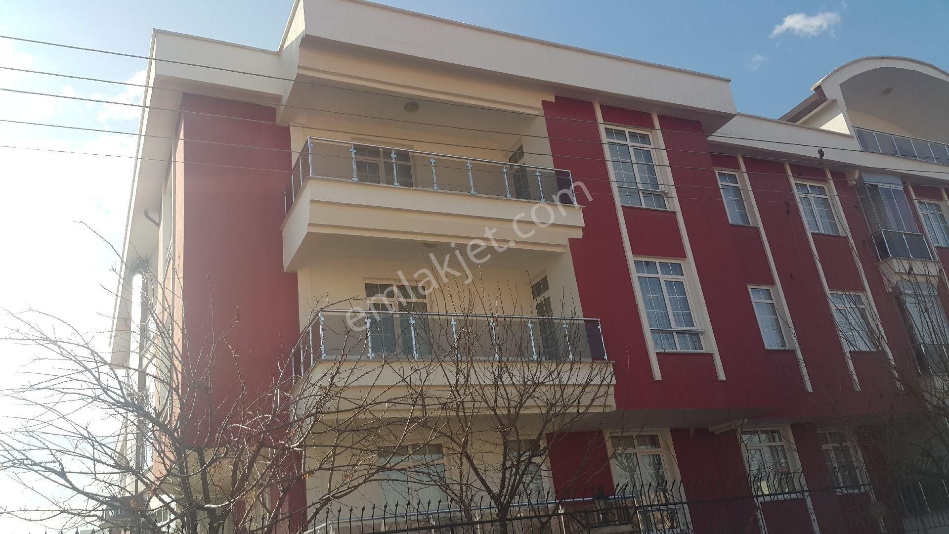 Stadyum Ve Barış Cd Yanında Site İçi 3+1 Lüks Daire - Görsel 21