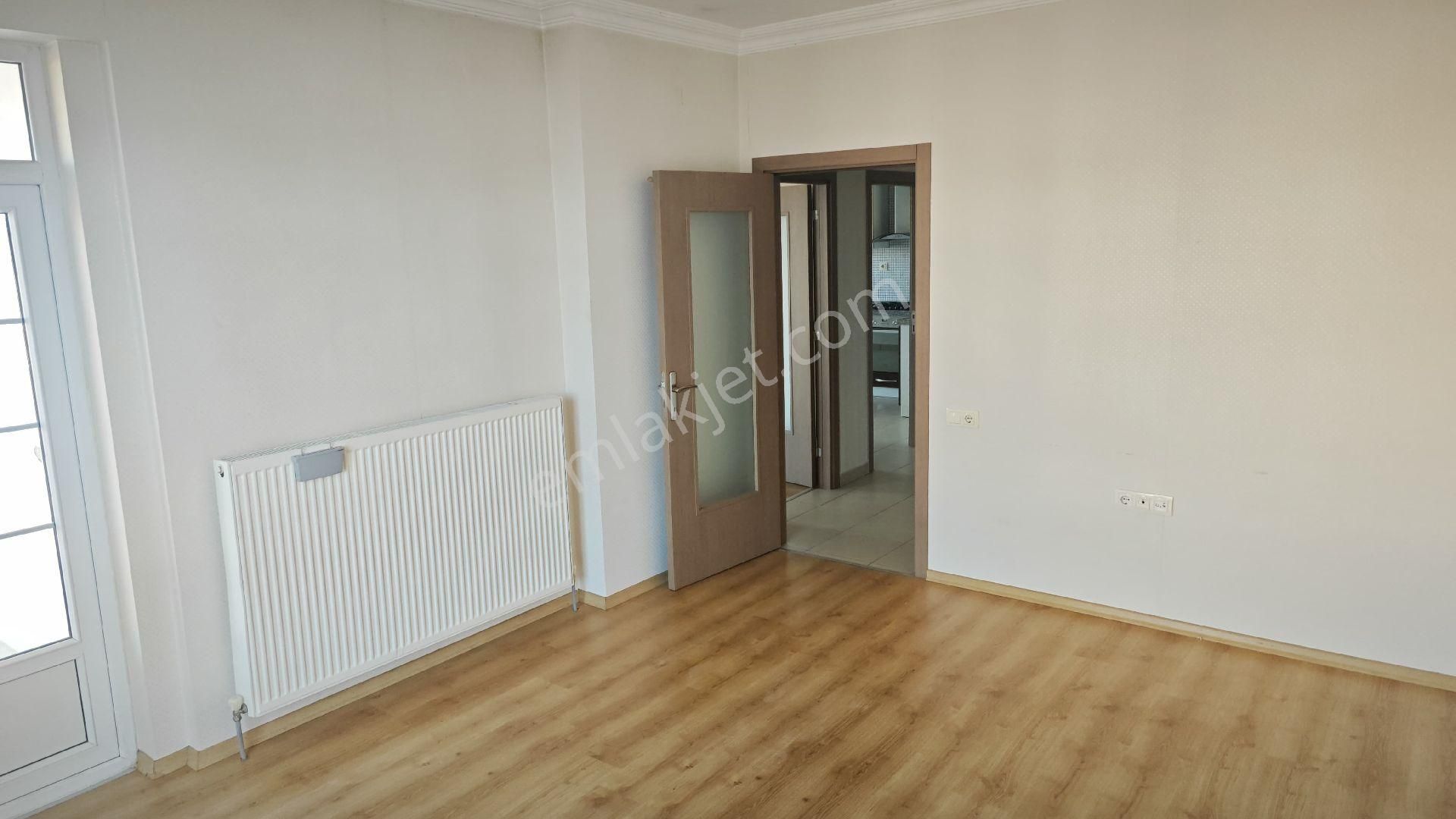 Stadyum Ve Barış Cd Yanında Site İçi 3+1 Lüks Daire - Görsel 14