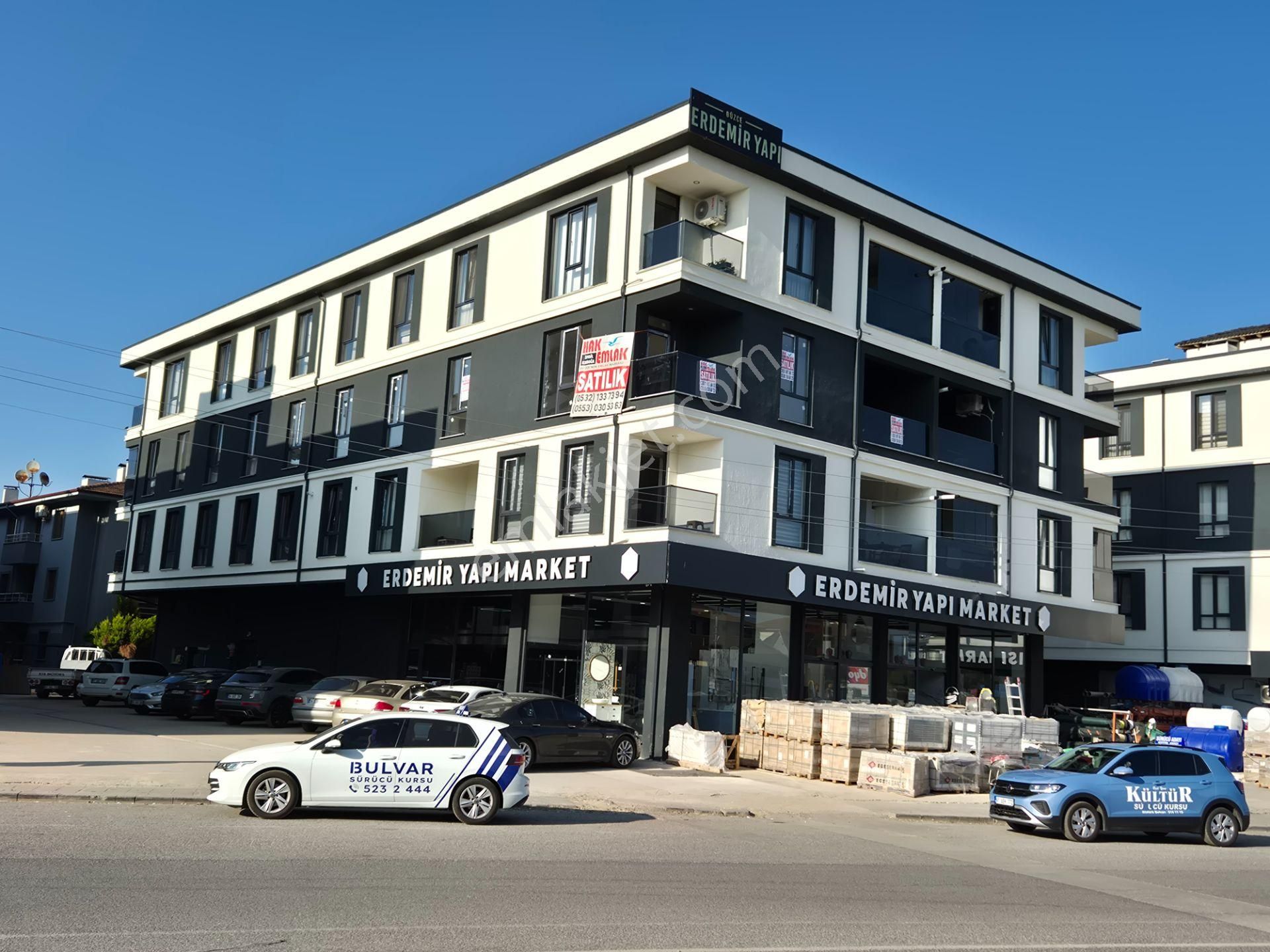 Hak Emlak'tan Koçyazı Mah.de Cadde Cepheli Satılık 4+1 Lüx Daire