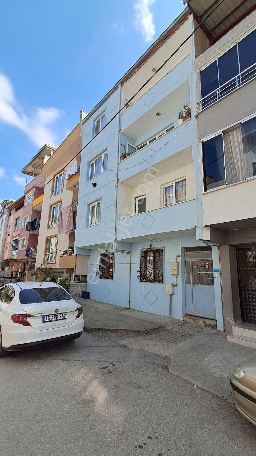 Gürsu İstiklal Mahallesi Satılık 2+1 Daire