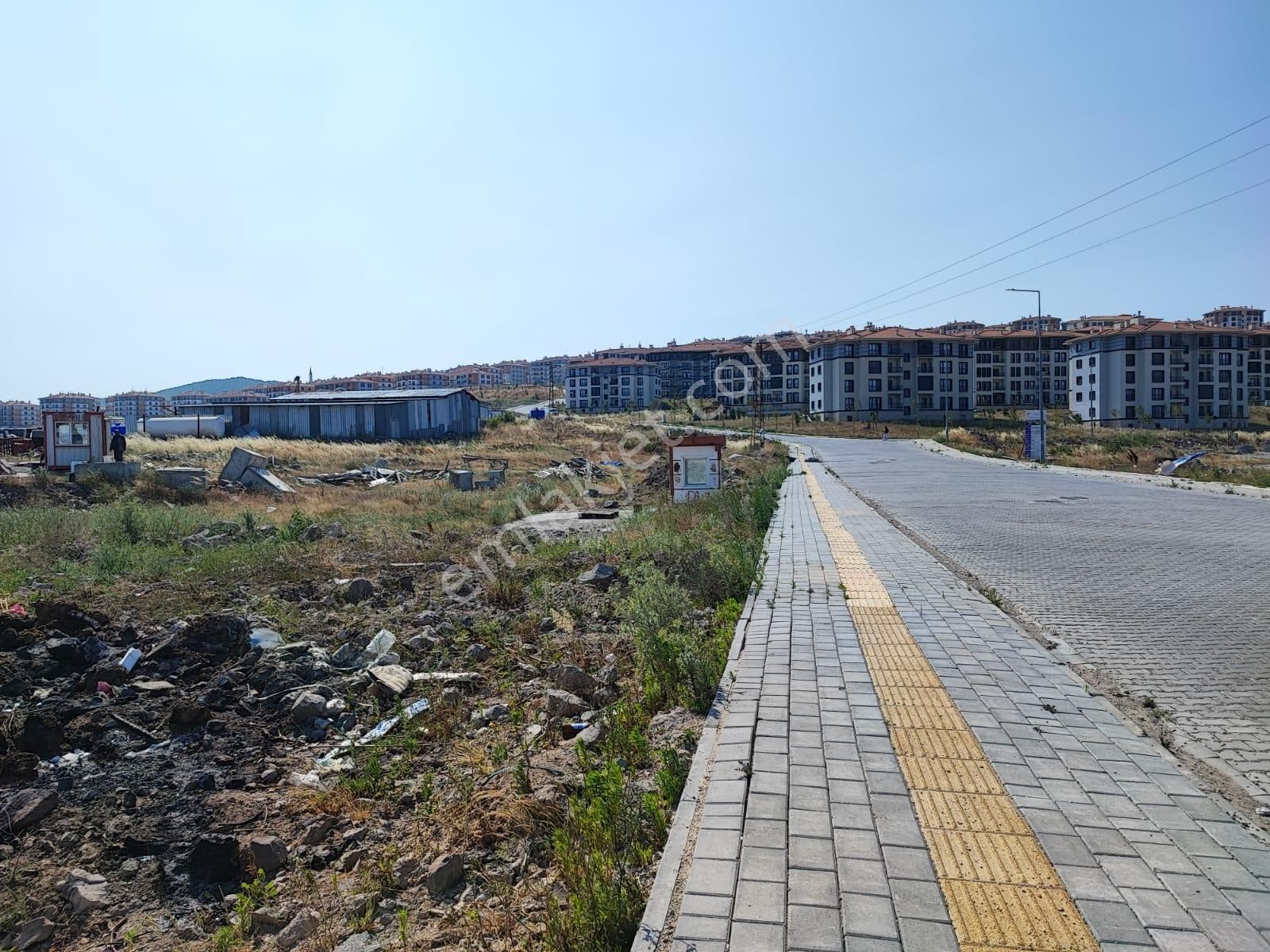 Balıkesir Elfi Den Gop Mh Gülser Bolluk Okulu Civarı Konut İmarlı