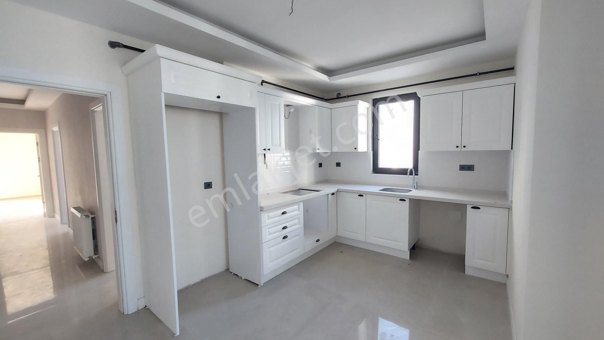 Samsun Atakum Mevlana 3+1 Giyinme Odalı Satılık Daire