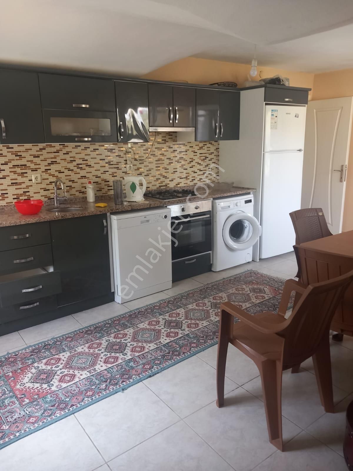 Stop’tan Çiftlik Bahçeli 1+1 Eşyalı Kiralık
