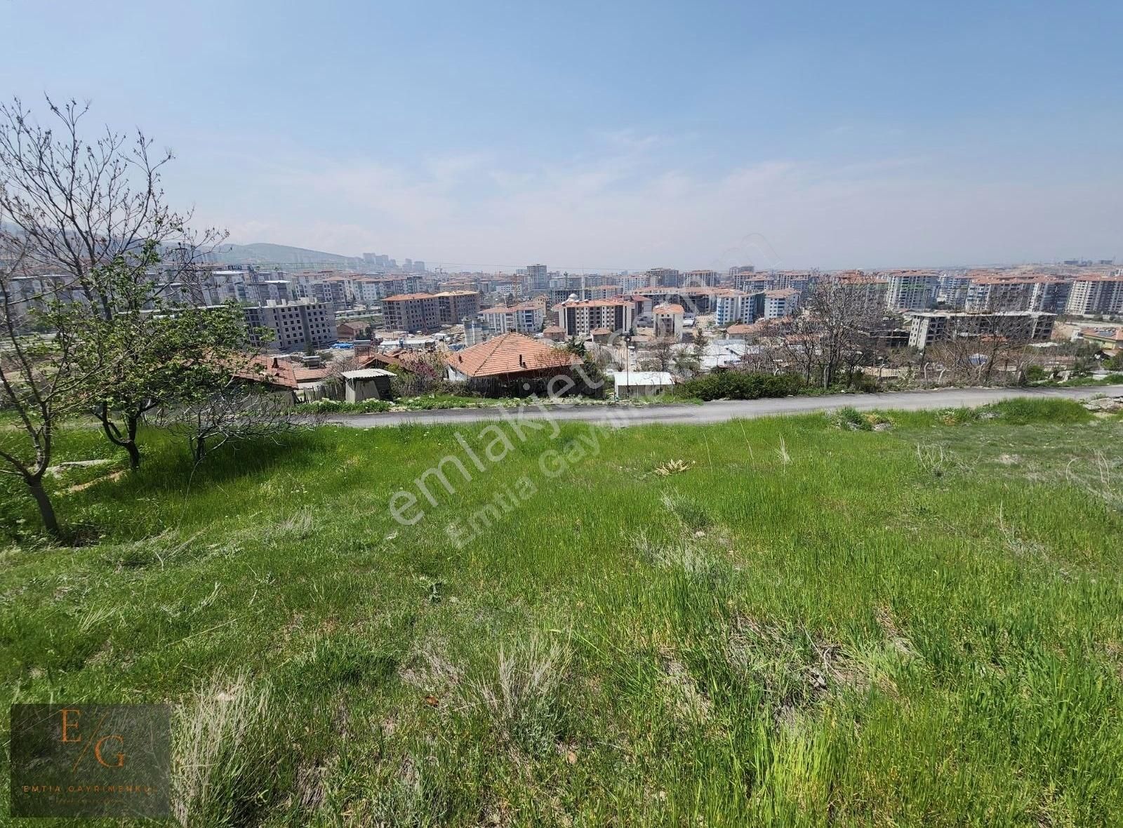 Emtia Gayrimenkul'den Yıldız Tepe'de 477m2 Villa İmarlı Arsa