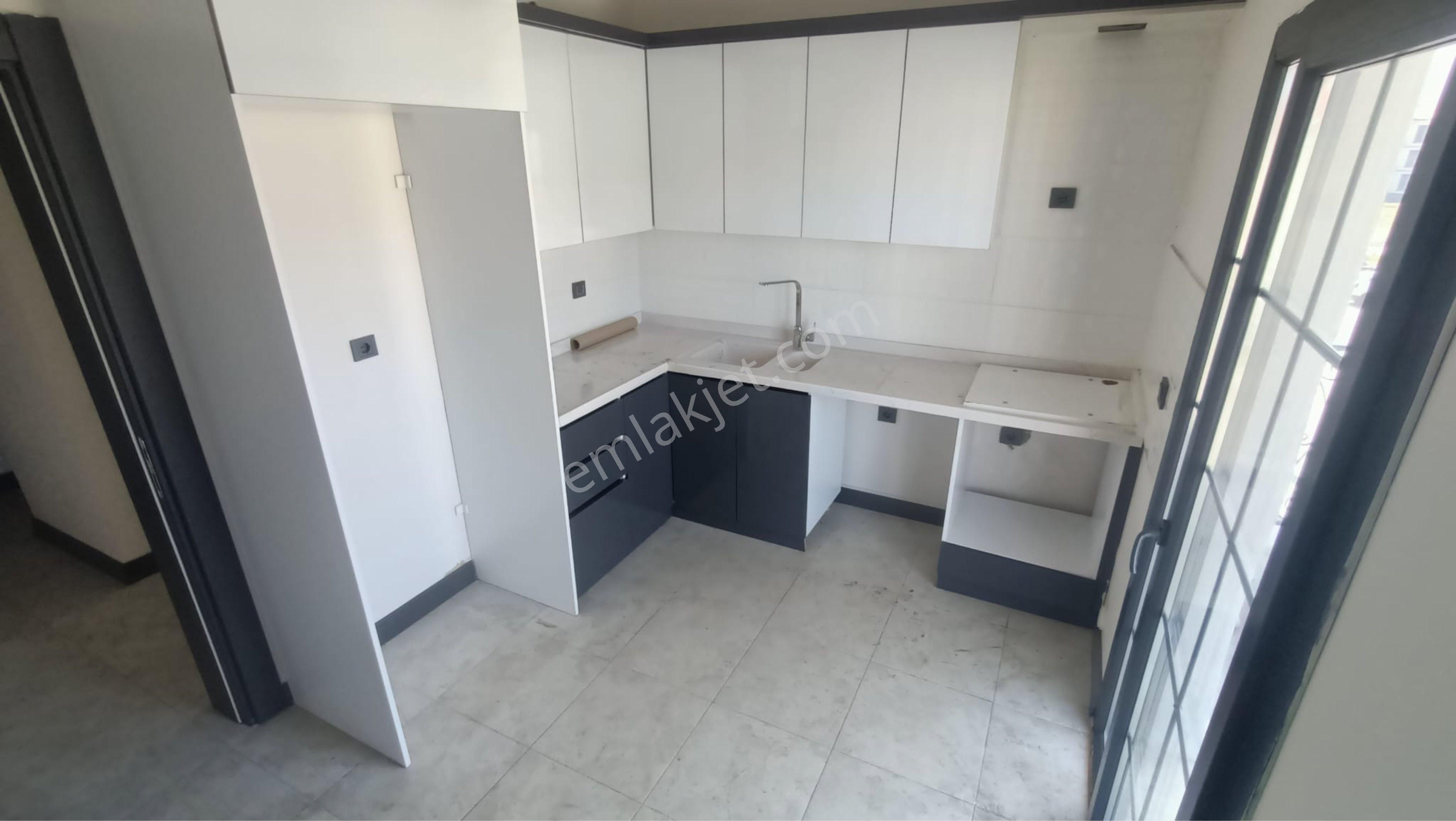 Manisa Sancaklıbozköy De 2+1 Hedef Gayrimenkuyl Den