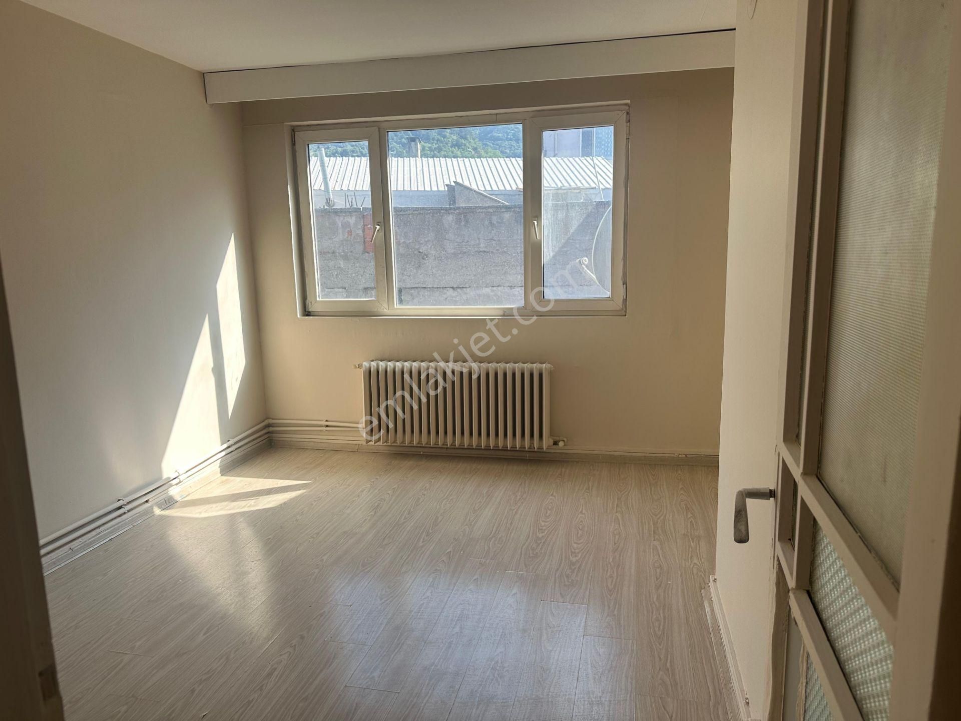 Heykel'de 2+1 Kombili Teraslı Amerikan Mutfaklı Kiralık Daire