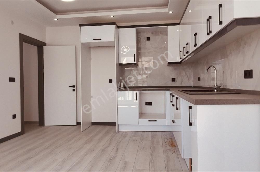 Didim, Hisar Mahallesi'nde Panoramik Deniz Manzaralı – Ön Cephe Sıfır 2+1 Daire - Görsel 7