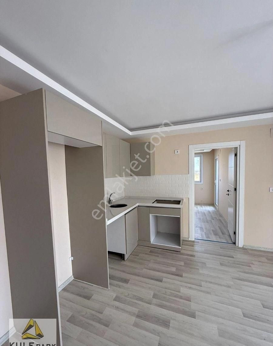 Kulepark~farkıyla~osmangazide~2+1~az Katlı~lüks~oturuma~hazır