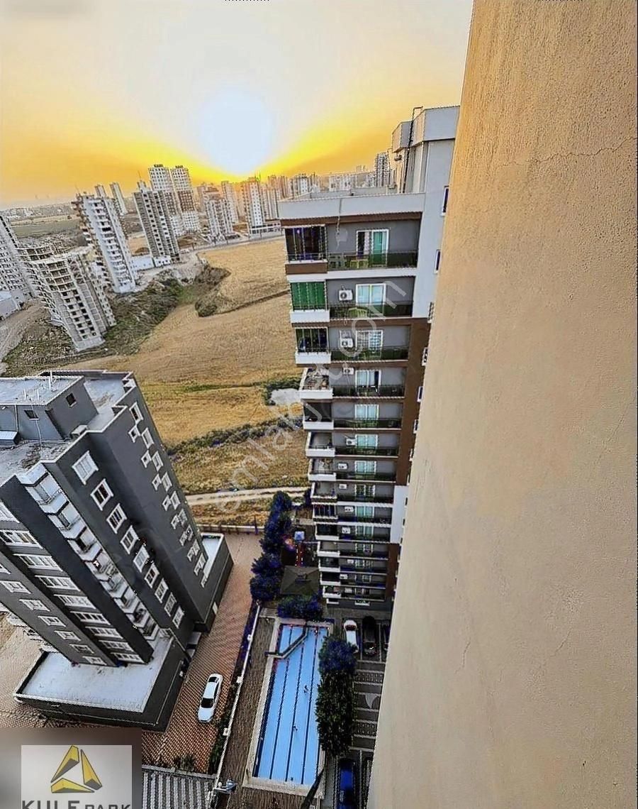 Kulepark~farkıyla~özel~işçilikli~2+1~ultra~lüks~site'de~havuzlu~