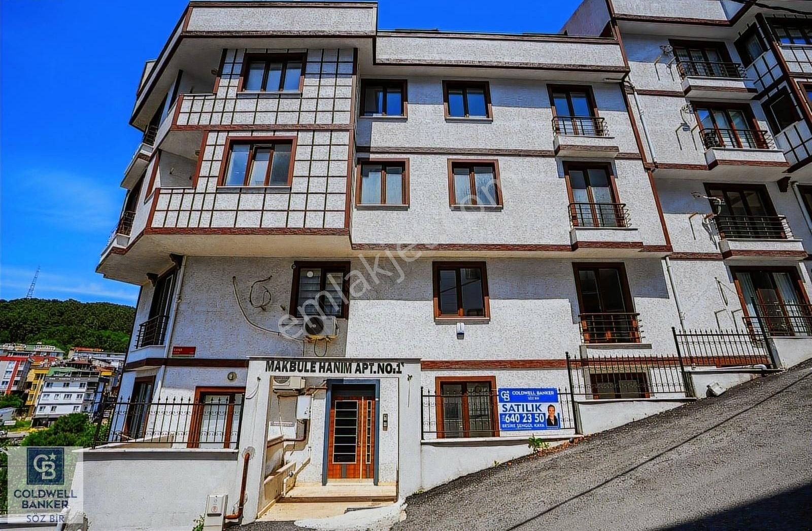 Çekmeköy Merkez Mah.safranbolu Evleri'nde Satılık 3+1 Daire